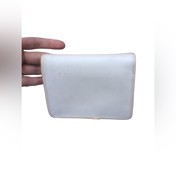 Coach small white leather wallet with pink interior - Picture 2 of 4